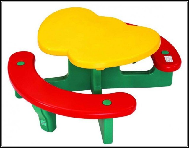 Детский пластиковый столик Яблоко Lerado LA-612